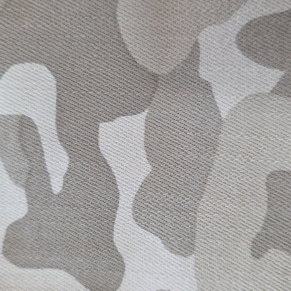 Victoria's Secret- Boyfriend Shorts- Gray Camo Shorts - Picture 2 of 7